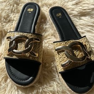H&M Raffia Slides